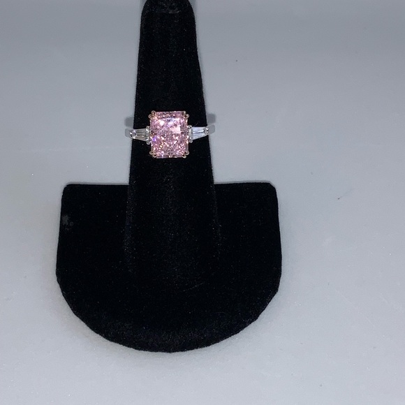 2ct Radiant Pink Sapphire Ring - Picture 14 of 17